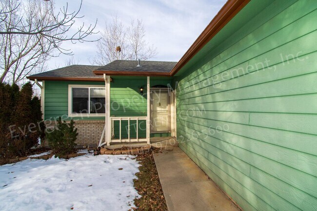 Building Photo - Great 3 Bedroom, 2-bathroom home near Lake Loveland and Boyd Lake.