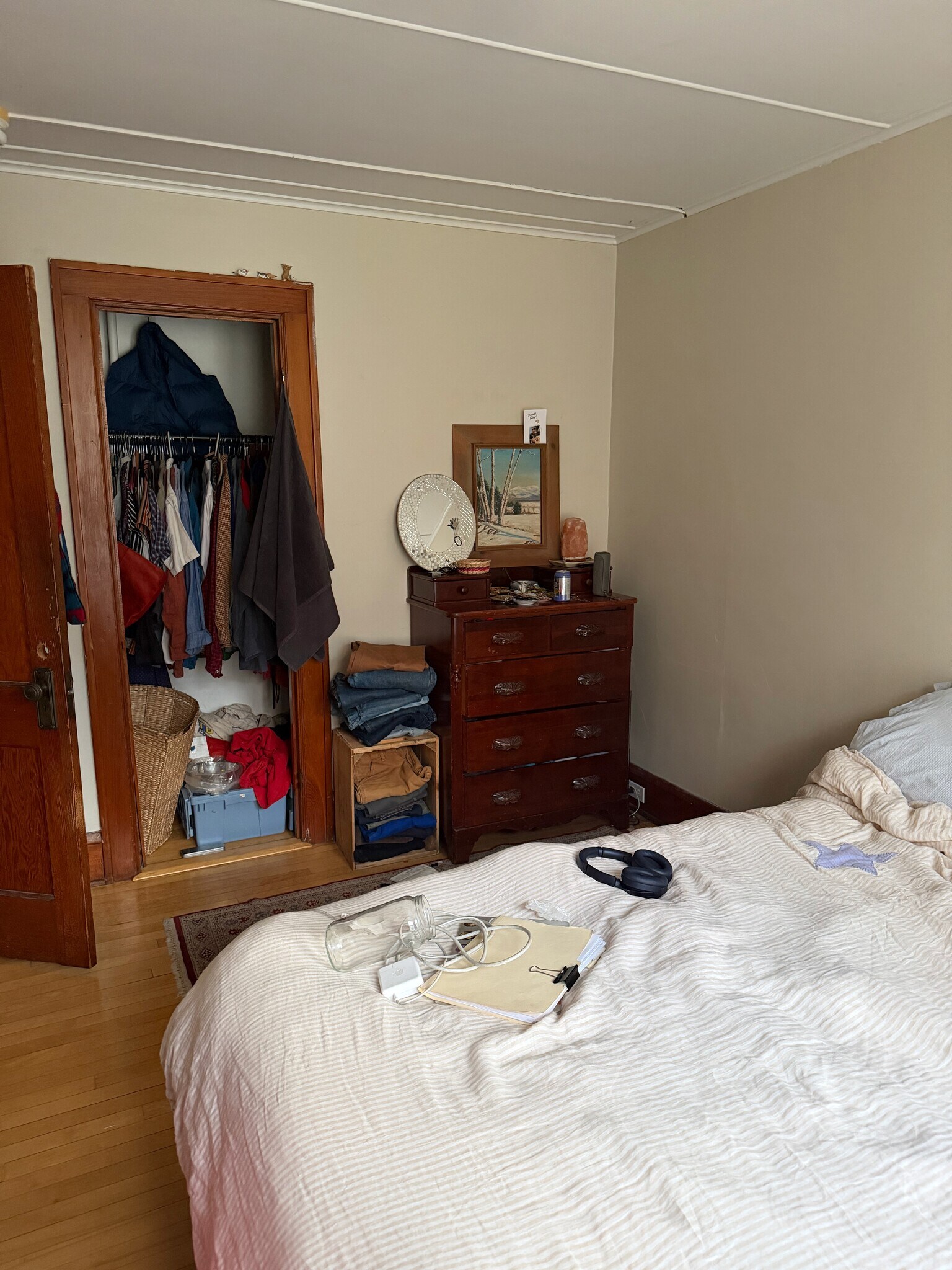 Building Photo - 289 S Winooski Ave