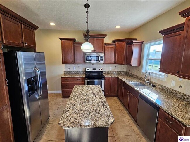 Building Photo - 112 Affirmed Ct