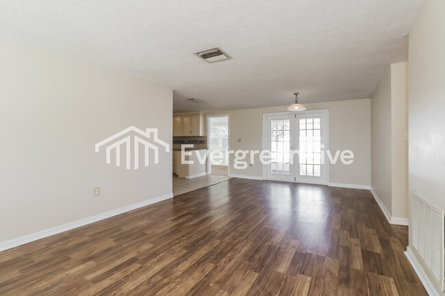 Building Photo - 3537 Seffner Dr