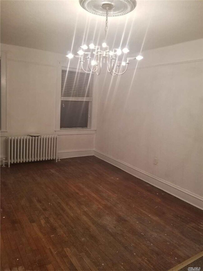 Building Photo - 203 Willis Ave