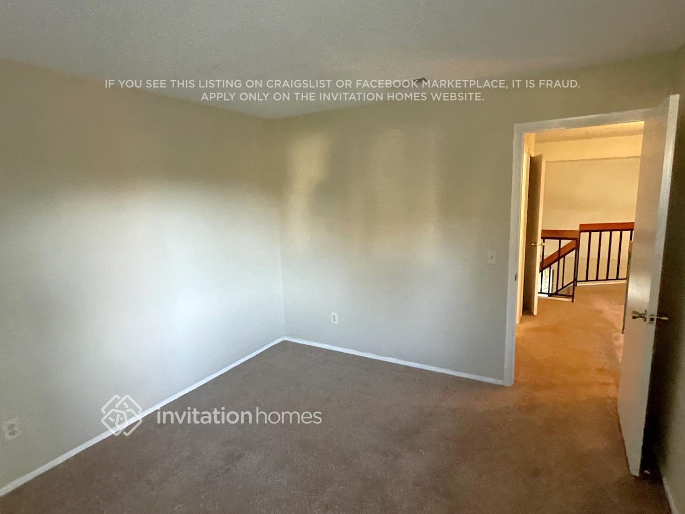 Building Photo - 126 W York Ct