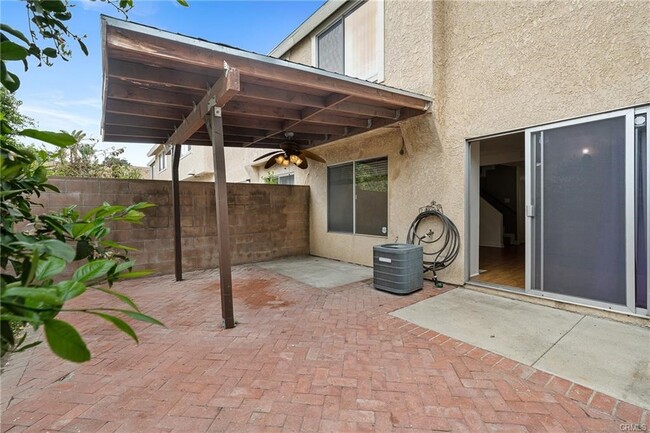 Building Photo - 10125 De Soto Ave