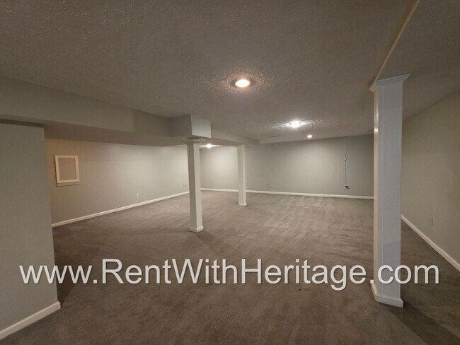 Building Photo - WOW! Fantastic 4Bedroom/ 2 Bath Ranch With All The Upgrades / Great Location / Popular Alexander ...