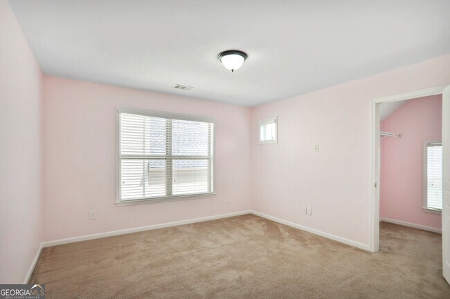 Building Photo - 48 Dover Commons Dr