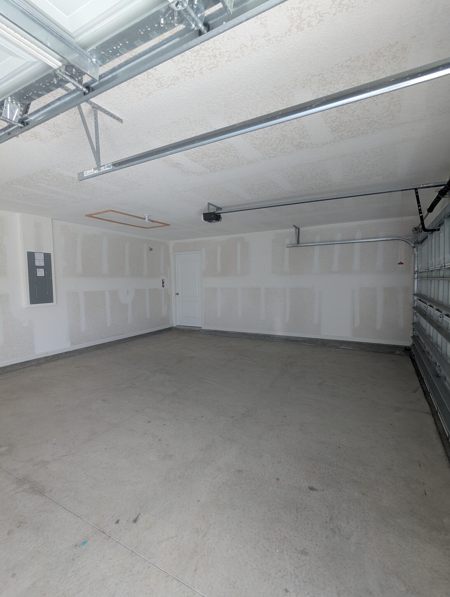 Building Photo - 82 Tordera Ln