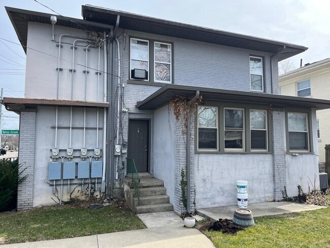 Building Photo - 904 Tates Creek Rd