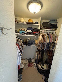 Master Walk in Closet - 24581 Harbor View Dr