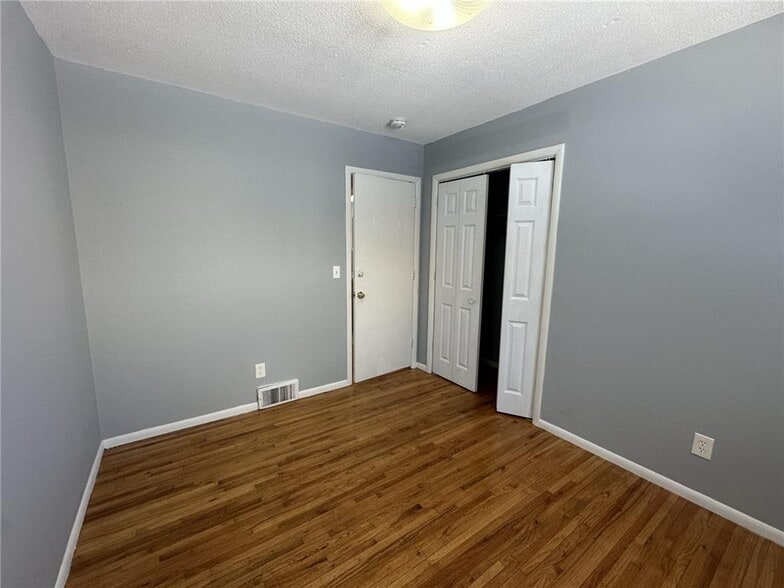 Building Photo - 1718 3rd Ave N