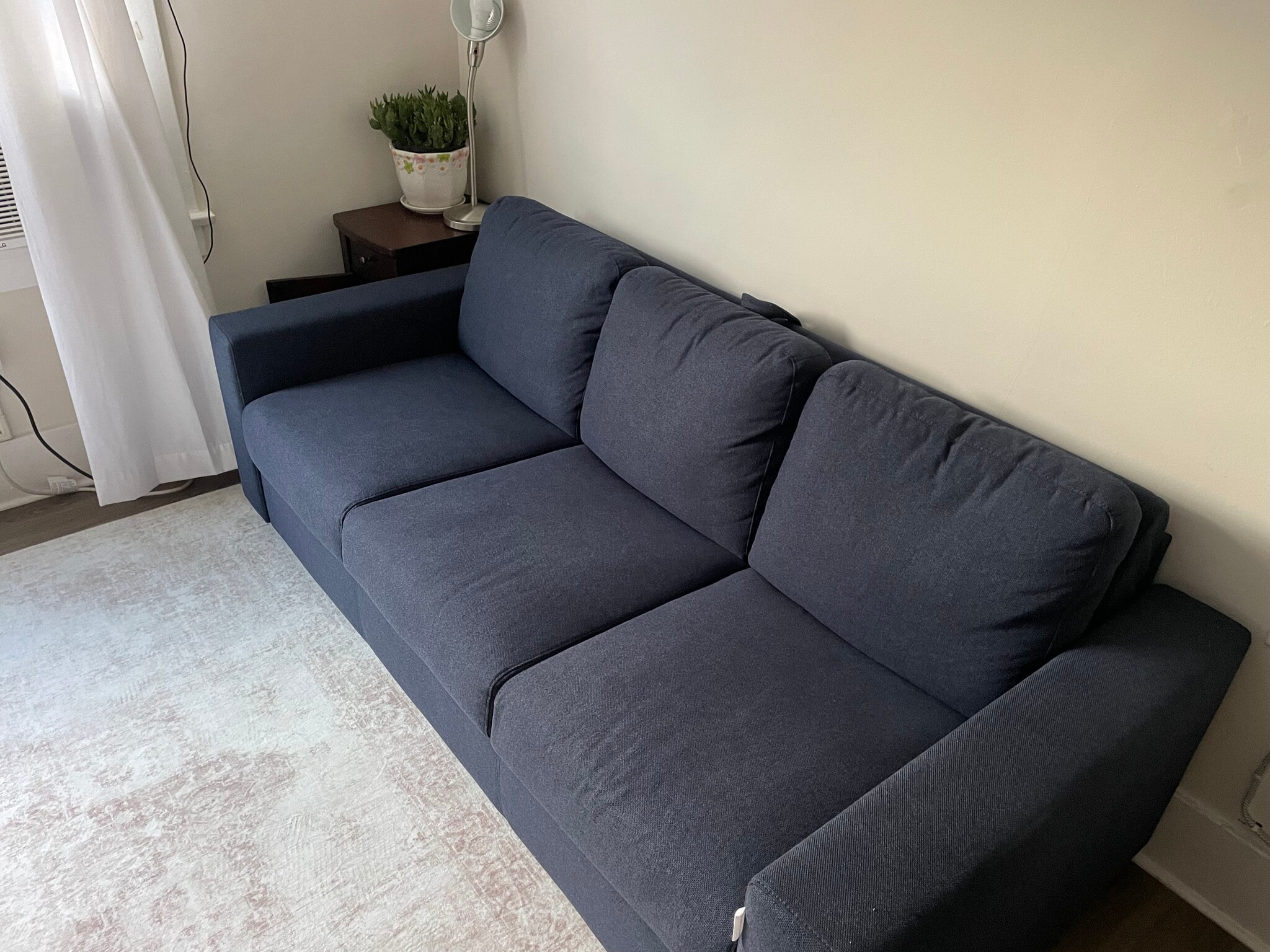 Building Photo - 1109 E 1st St