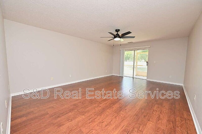 Building Photo - 5360 River Rock Rd