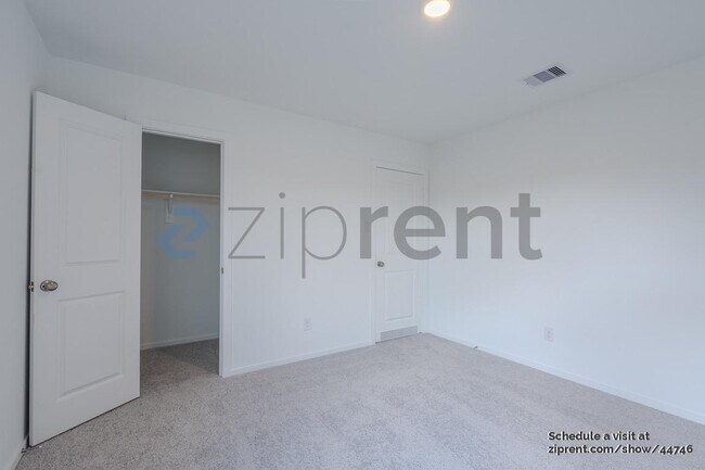 Building Photo - 18003 Valle Cupa Ln