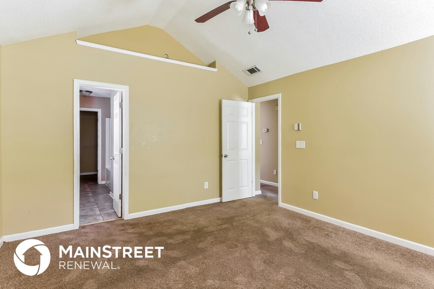 Building Photo - 4736 Klondike Cir