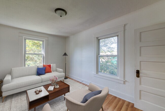 Building Photo - 917 S Pennsylvania Ave