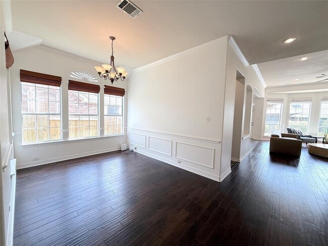 Building Photo - 14936 Thatcher Dr