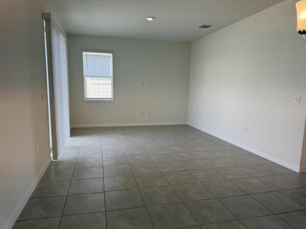 Building Photo - 2553 Mariah Pl