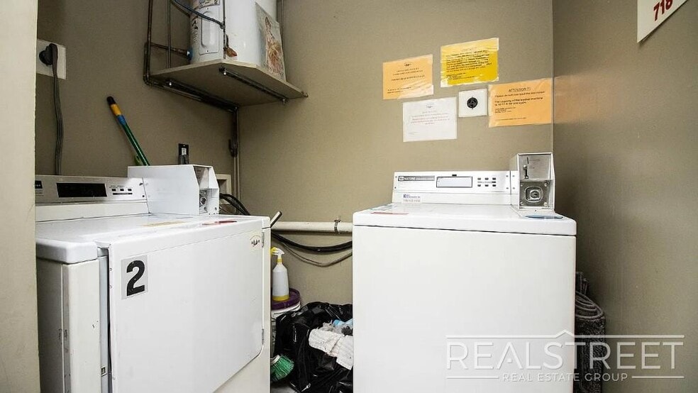Building Photo - Gut-Renovated 3BR + Massive Finished Basement | Backyard, Laundry & HVAC | Bushwick
