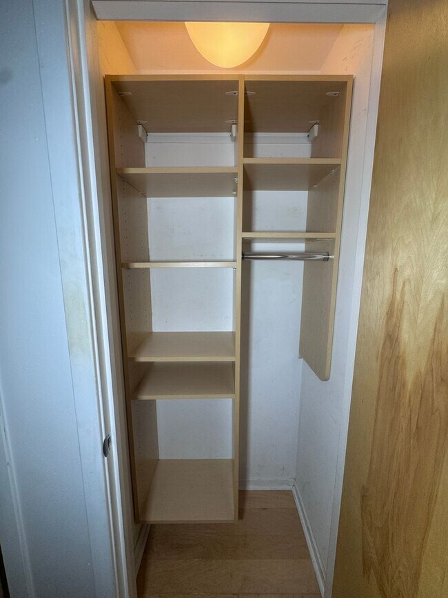 Building Photo - Luxury Living by the Lake | 2BR/2BA Condo ...