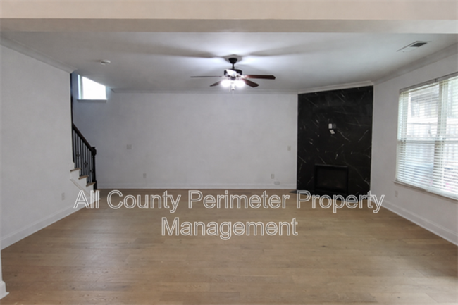 Building Photo - 3748 Sycamore Bend