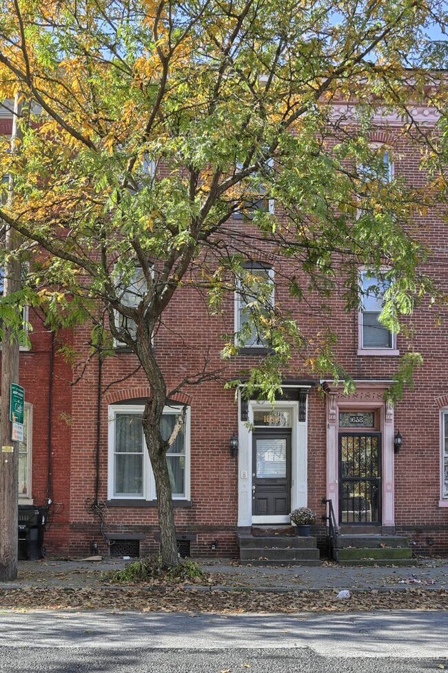 Building Photo - 1636 N 3rd St