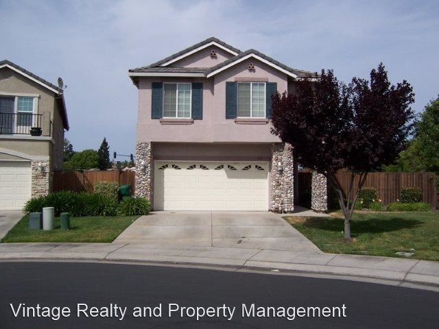 Primary Photo - 4 br, 2.5 bath House - 3153 English Oak Cir.