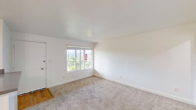 Building Photo - 7 Merrydale Rd