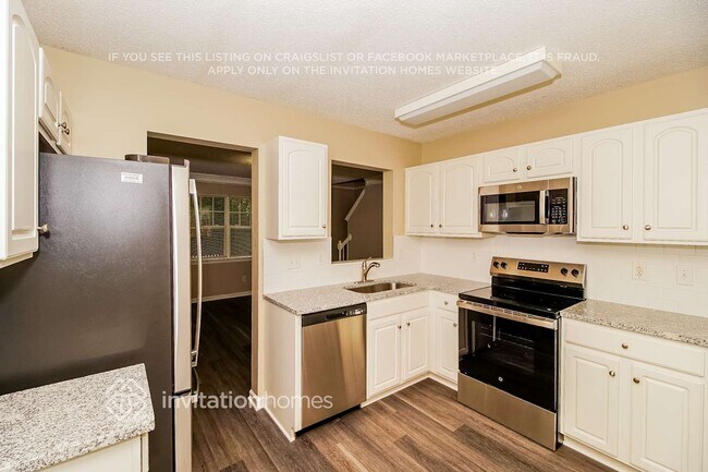 Building Photo - 1049 Crestdale Crossing Dr