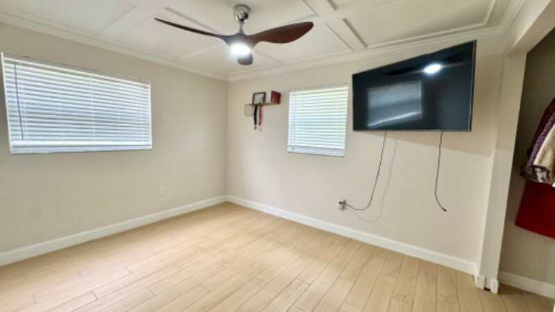 Building Photo - 232 SE Monroe Cir N