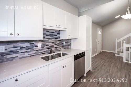 Building Photo - 15109 S Blackfoot Dr