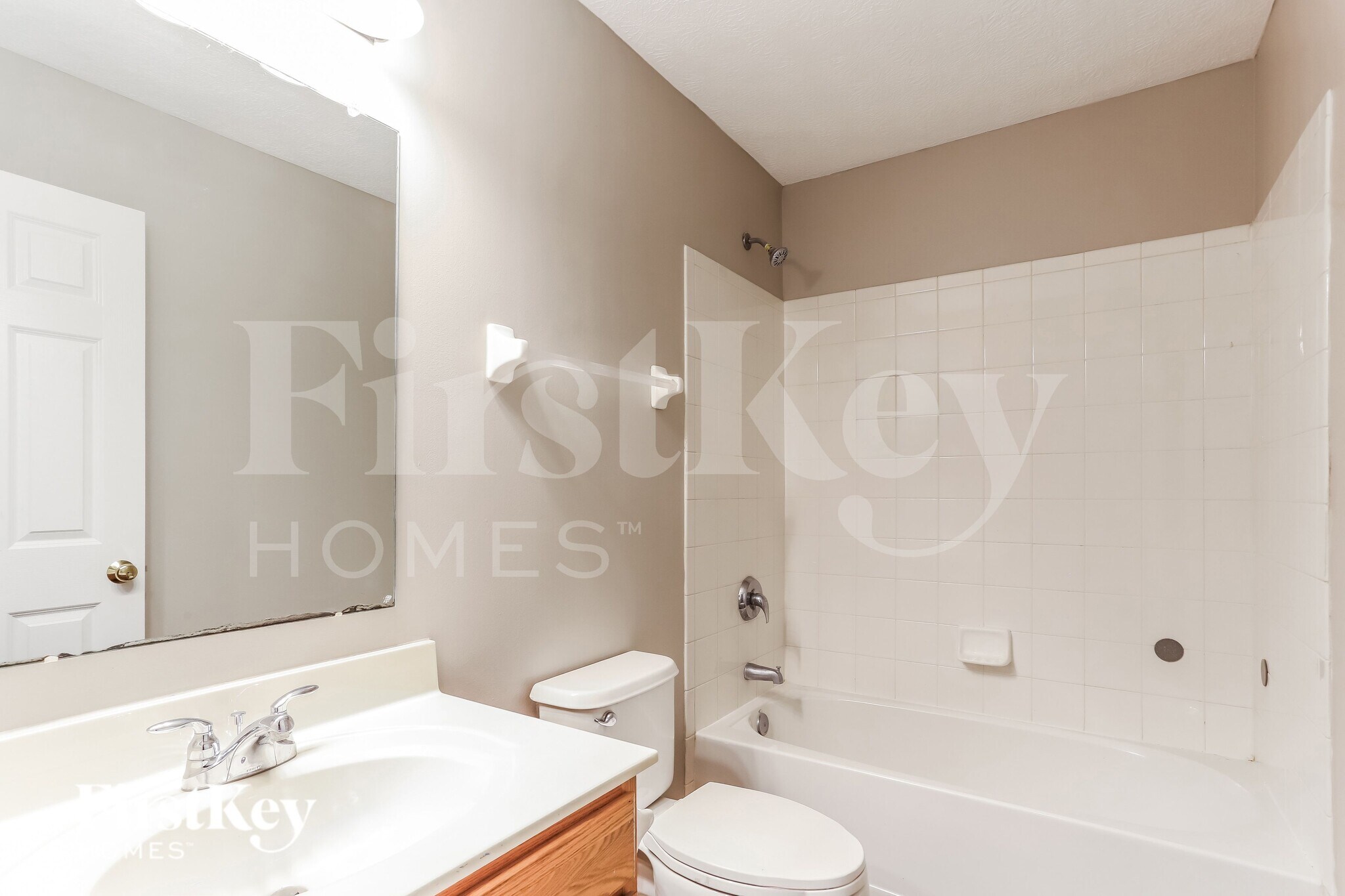 Building Photo - 11760 Chanticleer Dr NW