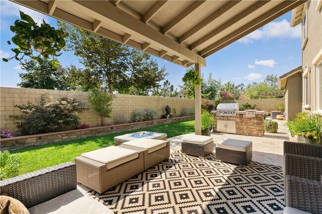 Building Photo - 109 Sabiosa