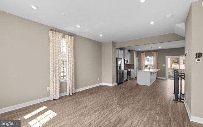 Building Photo - 100 Bethlehem Pl