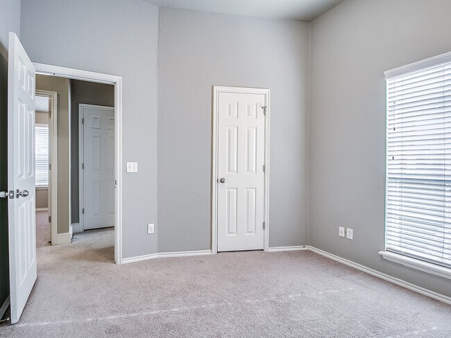 Building Photo - Beautiful 4 + Bedroom Home in Settlers Cro...