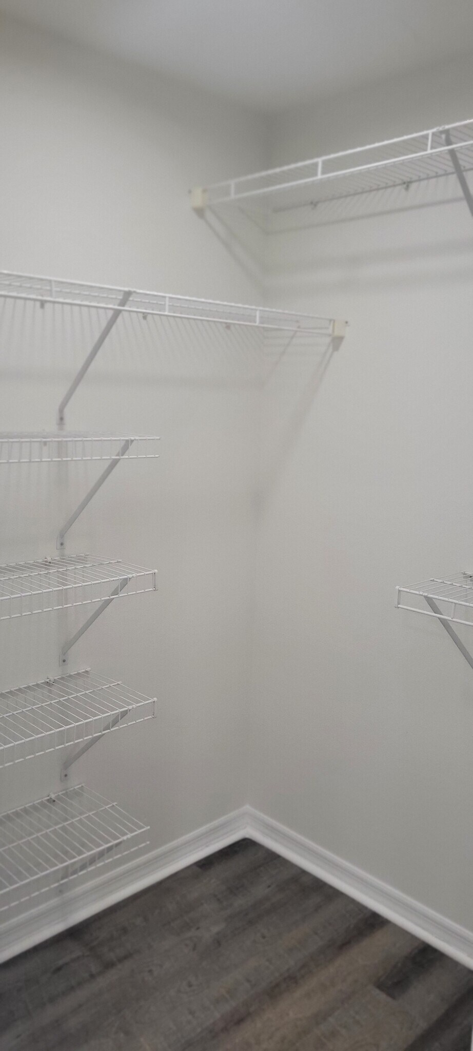 1 of 2 walk-in's in Master - 960 Starkey Rd