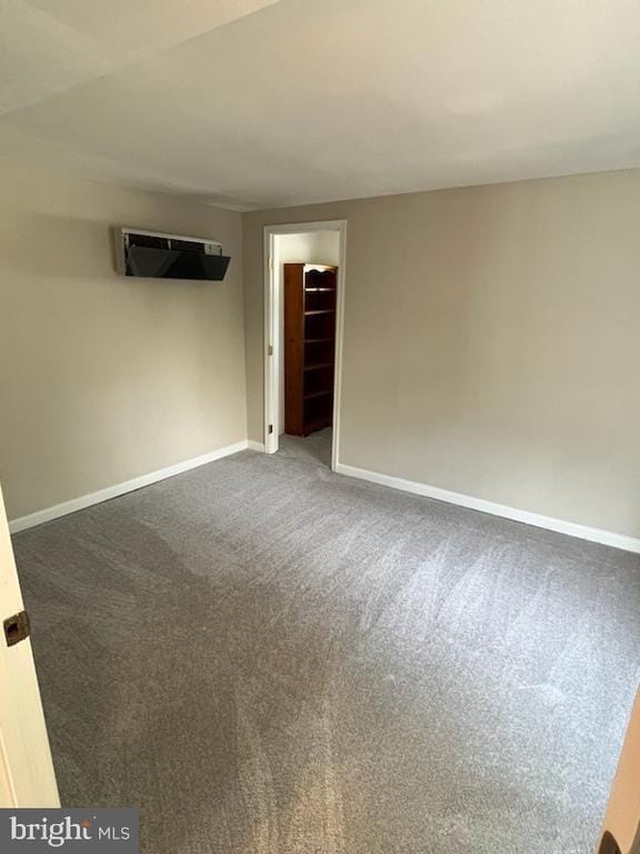 Building Photo - 10310 Meadowview Dr