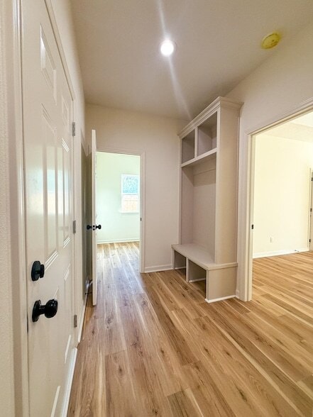 Building Photo - 790 Woodland St