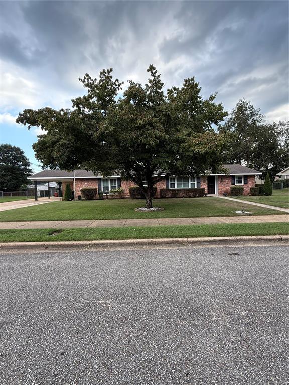 Building Photo - 68 Ranch Dr