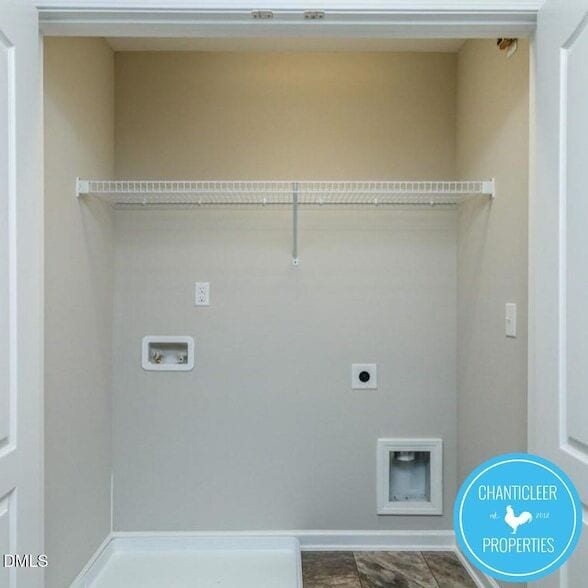 Building Photo - 2424 Kings Cross Ct