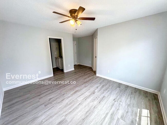 Building Photo - 8534 Kaden Dr