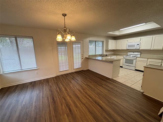 Building Photo - 2514 Livingston Ln