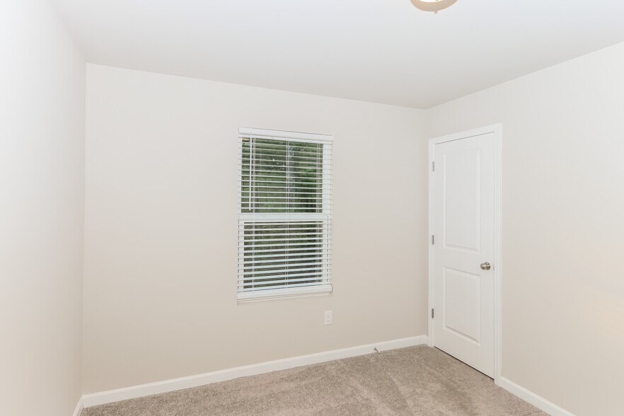 Building Photo - 1204 Christy Ct