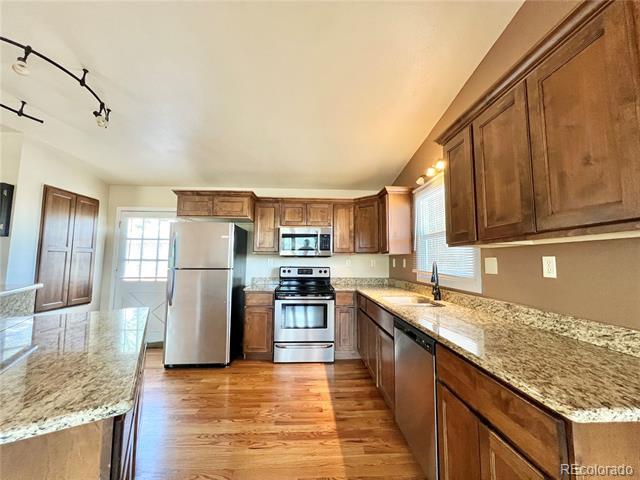 Building Photo - 2739 Straus Ln
