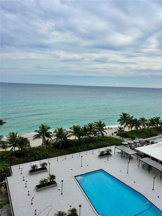 Building Photo - 1950 S Ocean Dr