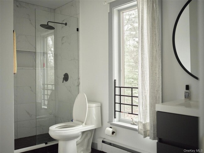 Building Photo - 285 Circle Rd