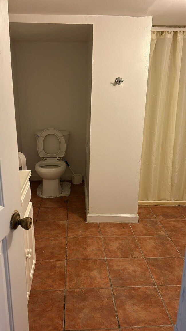 Building Photo - 11 Frederic Pl