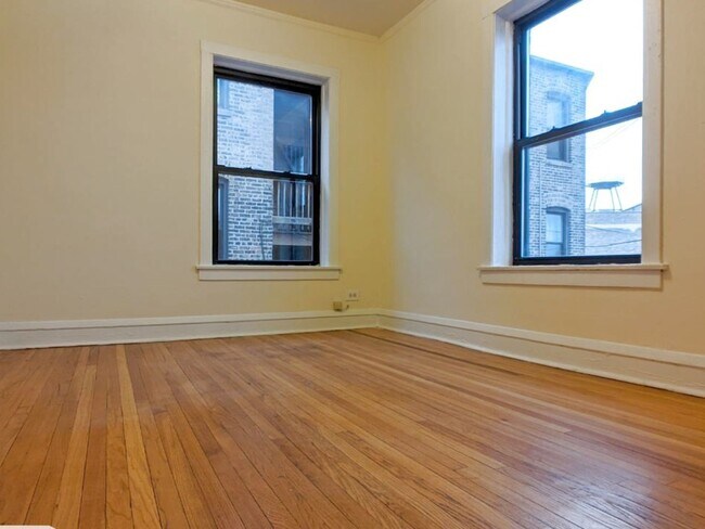 Building Photo - 2714 N Spaulding Ave