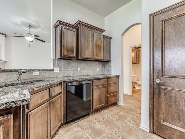 Building Photo - 4 Bedroom Home in Sonoma Lake - 3 Car Gara...