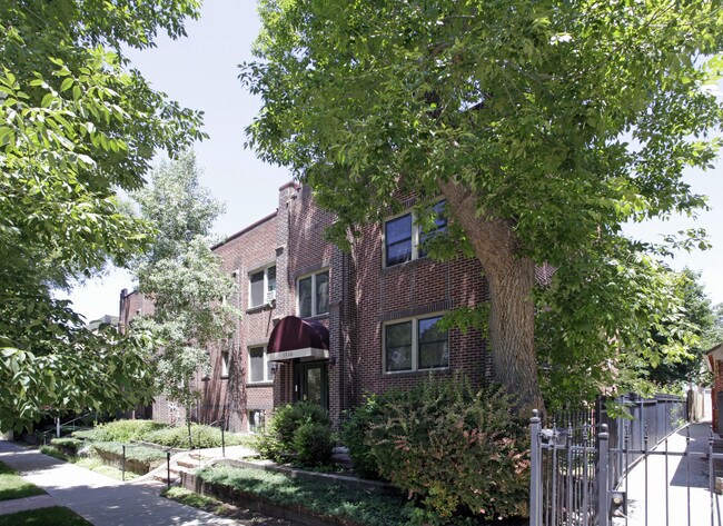 Building Photo - Highgate Apartments