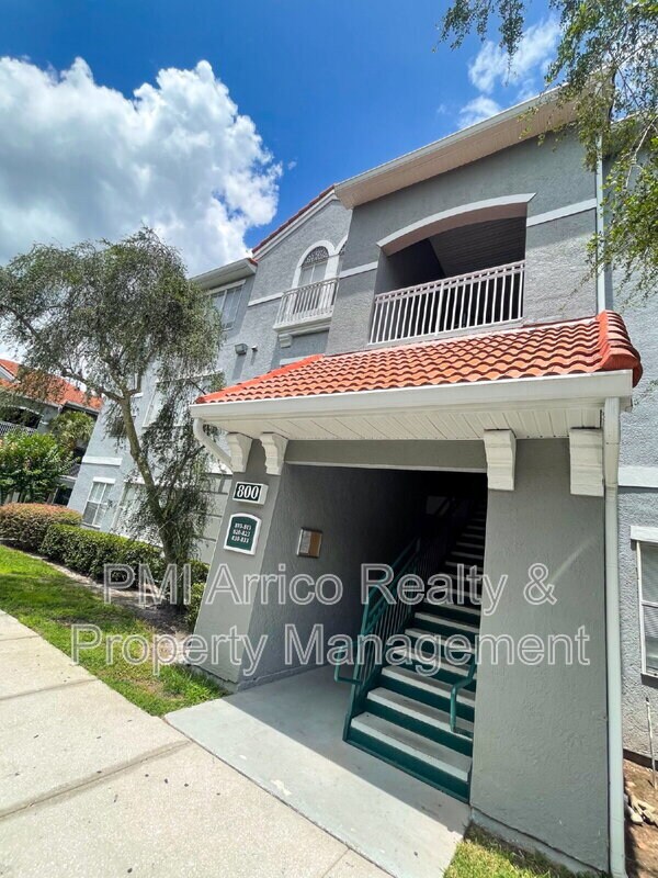 Building Photo - 18001 Richmond Pl Dr