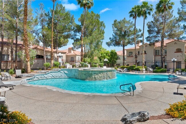 Building Photo - 525 Indian Princess Dr